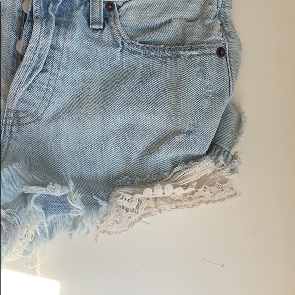 Free People light wash high waisted denim shorts - Picture 2 of 3
